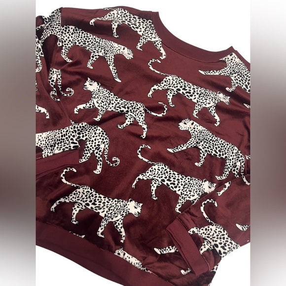 NWT Room Service Leopard Print Burgundy Women's Top Size XXL - Picture 4 of 11